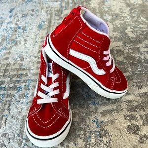 TODDLER SK8-HI ZIP - LIKE NEW!